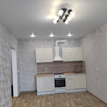 Продается 1-комнатная квартира, 37 м²