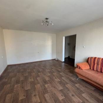 Продается 1-комнатная квартира, 41 м²