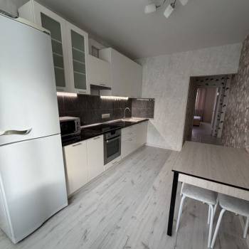 Сдается 2-х комнатная квартира, 56 м²