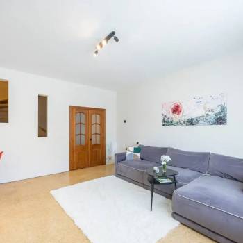 Сдается Многокомнатная квартира, 107 м²