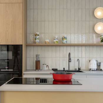 Продается 1-комнатная квартира, 58 м²