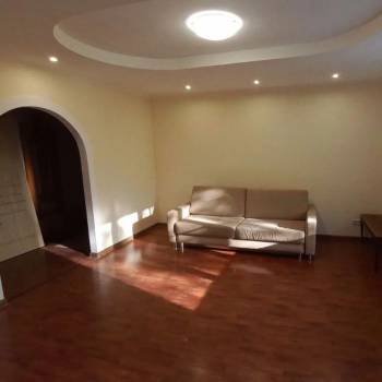 Продается 3-х комнатная квартира, 64,8 м²