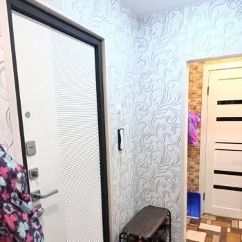 Продается Многокомнатная квартира, 70,3 м²