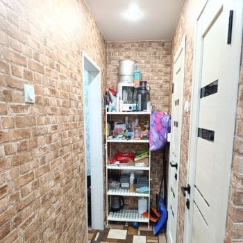 Продается Многокомнатная квартира, 70,3 м²