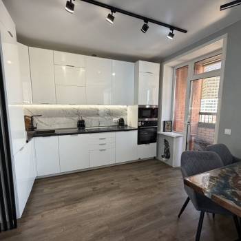 Сдается 2-х комнатная квартира, 59,7 м²