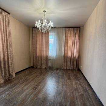 Сдается Многокомнатная квартира, 100 м²