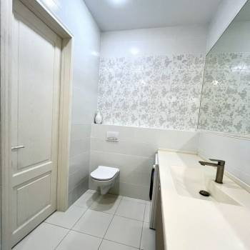 Продается 3-х комнатная квартира, 63 м²