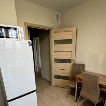 Сдается 1-комнатная квартира, 41 м²