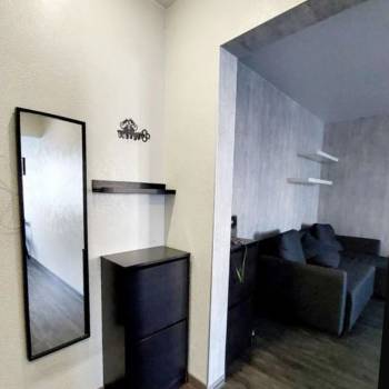 Продается 1-комнатная квартира, 37 м²