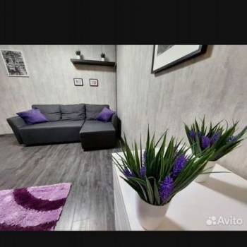 Продается 1-комнатная квартира, 37 м²