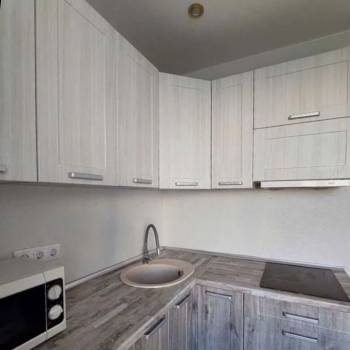 Продается 1-комнатная квартира, 37 м²