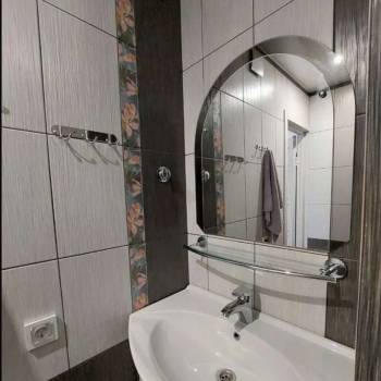 Продается 1-комнатная квартира, 37 м²