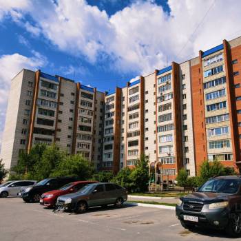Продается Многокомнатная квартира, 79,6 м²