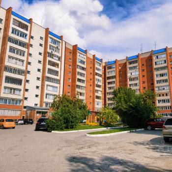 Продается Многокомнатная квартира, 79,6 м²