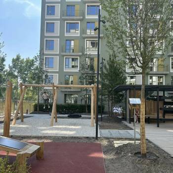 Продается 1-комнатная квартира, 42 м²