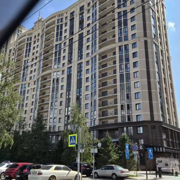 Сдается Многокомнатная квартира, 80 м²
