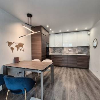 Продается 2-х комнатная квартира, 62 м²
