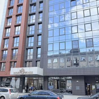 Продается 3-х комнатная квартира, 125 м²