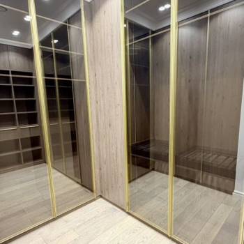 Продается 3-х комнатная квартира, 125 м²