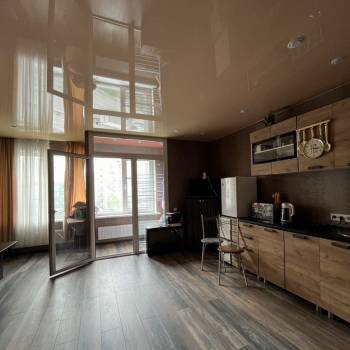 Продается 1-комнатная квартира, 36 м²