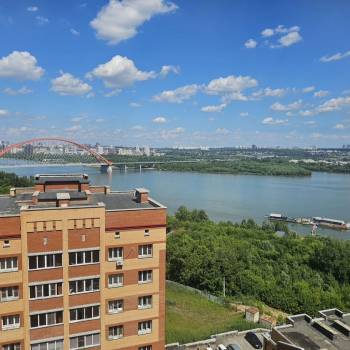 Продается 1-комнатная квартира, 45 м²