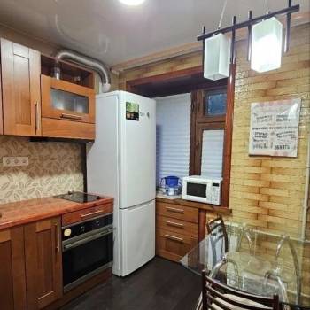 Сдается Многокомнатная квартира, 48 м²