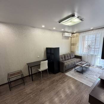 Сдается 1-комнатная квартира, 35 м²