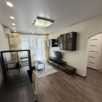 Сдается 1-комнатная квартира, 35 м²