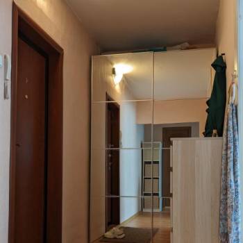 Сдается 1-комнатная квартира, 42 м²
