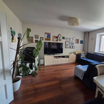 Сдается Многокомнатная квартира, 105 м²