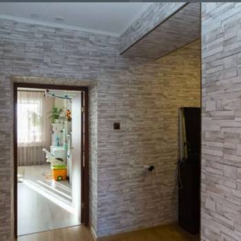 Продается 1-комнатная квартира, 42 м²