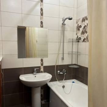 Сдается 2-х комнатная квартира, 67 м²