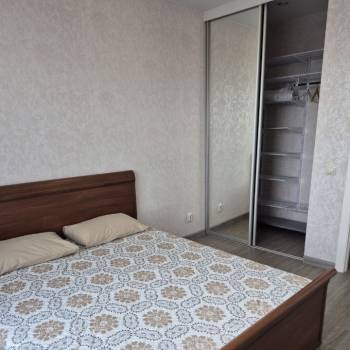 Сдается 1-комнатная квартира, 42 м²