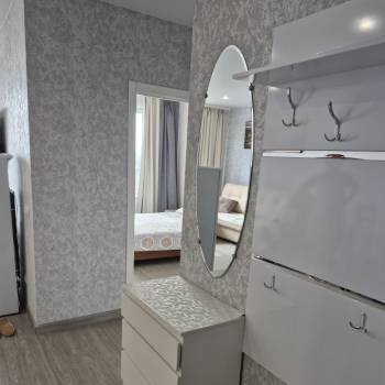 Сдается 1-комнатная квартира, 42 м²