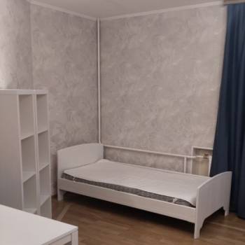 Сдается Многокомнатная квартира, 90 м²