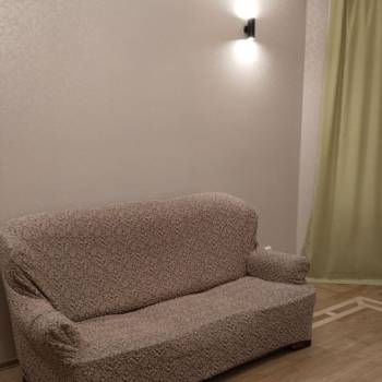 Сдается Многокомнатная квартира, 90 м²