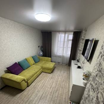 Сдается 1-комнатная квартира, 41 м²