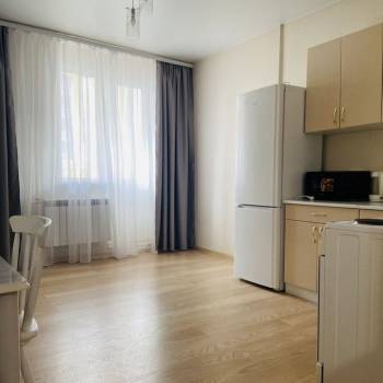 Сдается 1-комнатная квартира, 46 м²