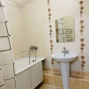 Сдается 1-комнатная квартира, 46 м²