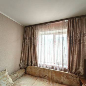 Продается Многокомнатная квартира, 82,6 м²
