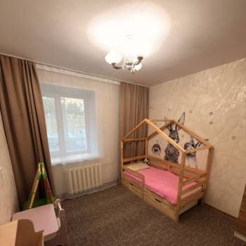 Сдается Многокомнатная квартира, 60 м²