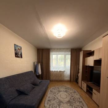 Сдается Многокомнатная квартира, 60 м²