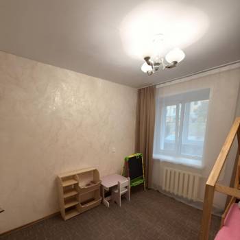 Сдается Многокомнатная квартира, 60 м²
