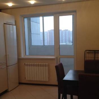 Сдается 1-комнатная квартира, 55 м²