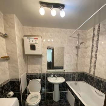 Сдается 1-комнатная квартира, 42 м²