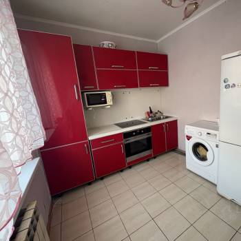 Сдается 1-комнатная квартира, 40 м²