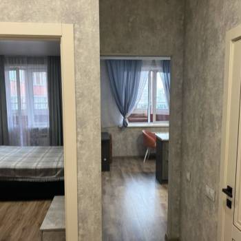 Сдается 1-комнатная квартира, 38 м²
