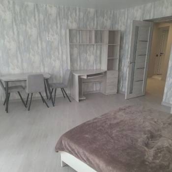 Сдается 2-х комнатная квартира, 76,1 м²
