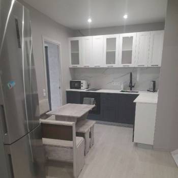 Сдается 2-х комнатная квартира, 76,1 м²