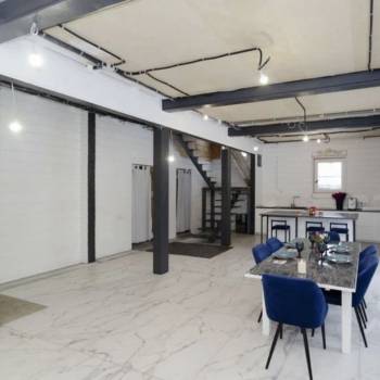 Продается Дом, 230 м²